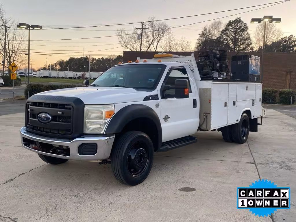 2013 Ford F-550 - 1FDUF5HT4DEB59331 - Image #9