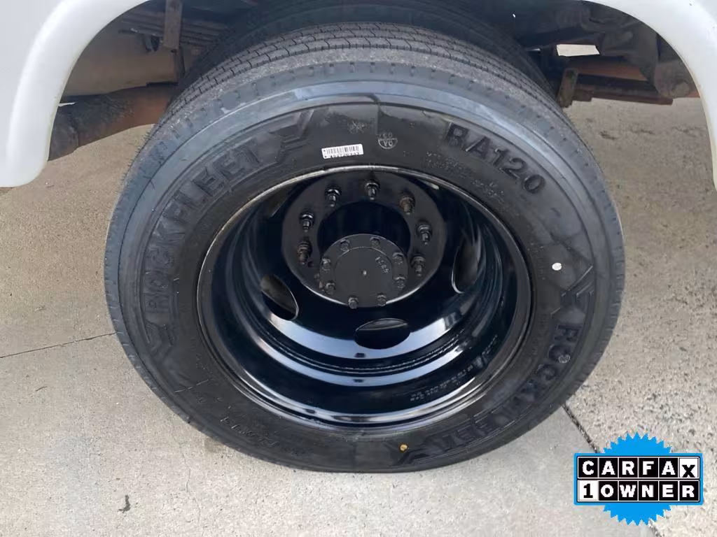 2013 Ford F-550 - 1FDUF5HT4DEB59331 - Image #15