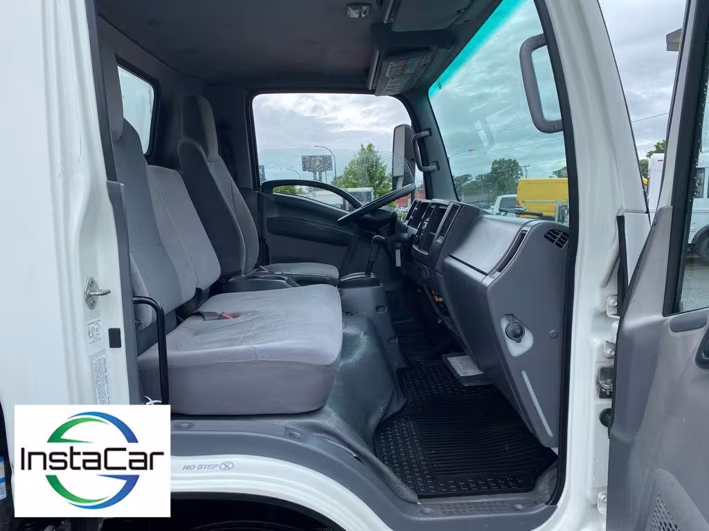 2018 Isuzu NQR - JALE5W168J7303614 - Image #21